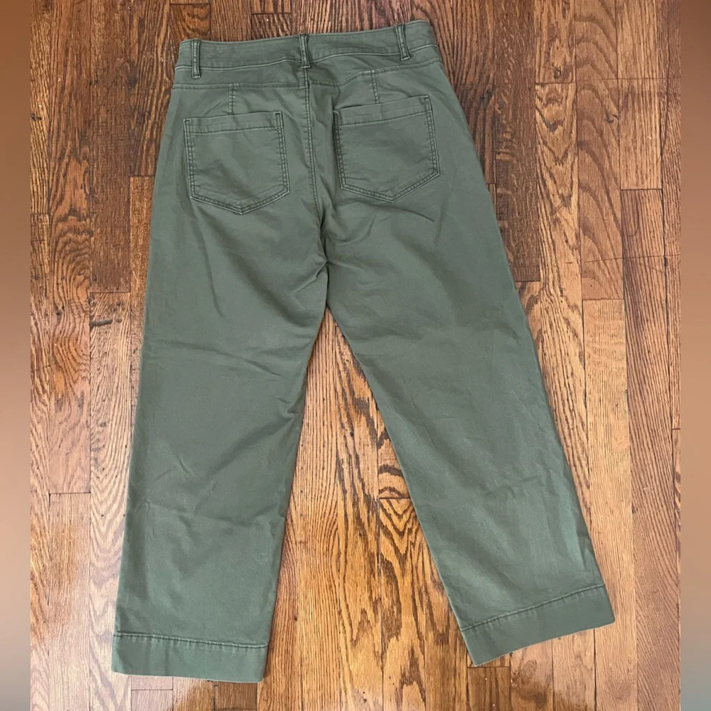 Old Navy Army Green Pants - Picture 4 of 4